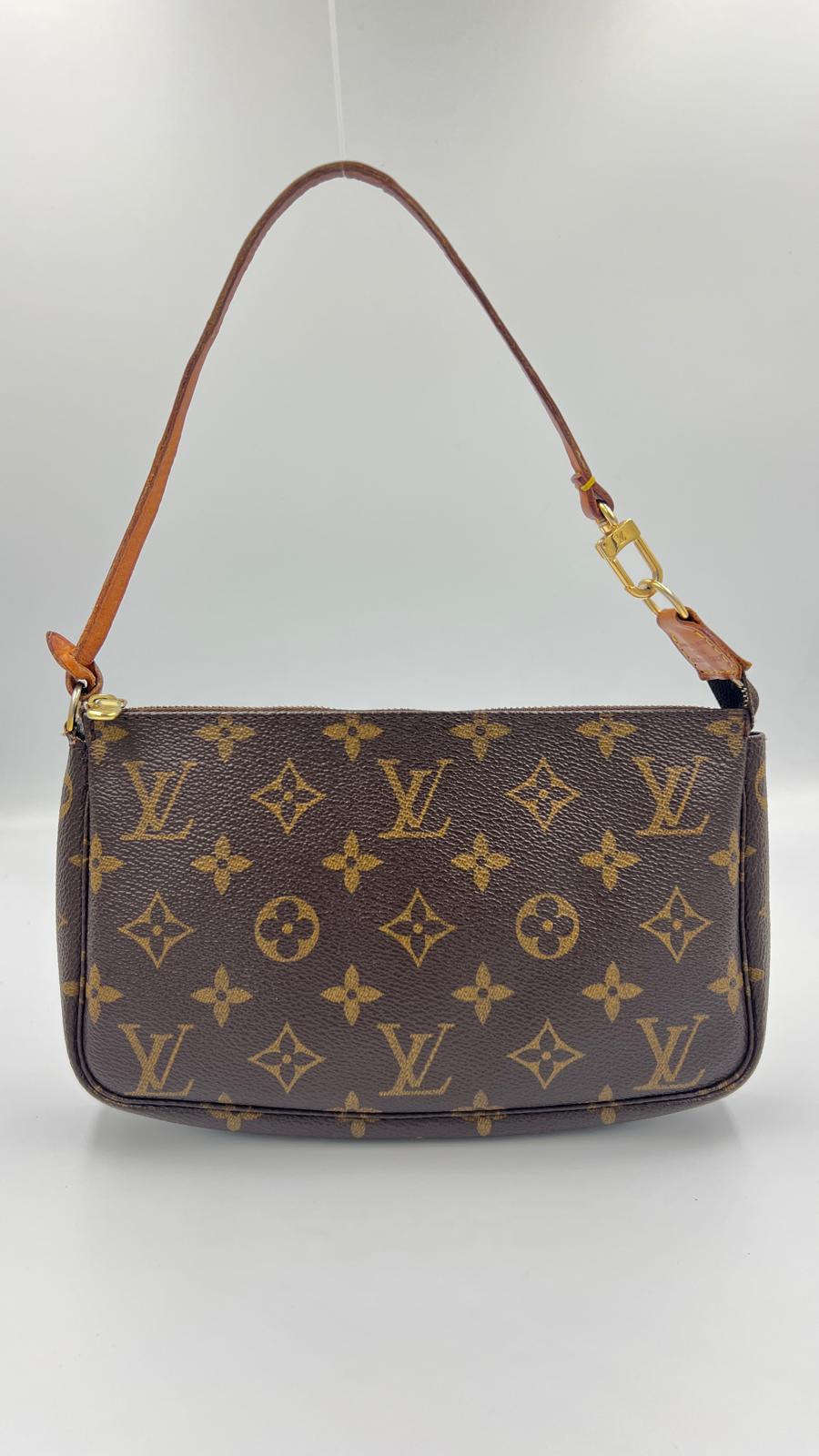Louis Vuitton Monogram Pochette