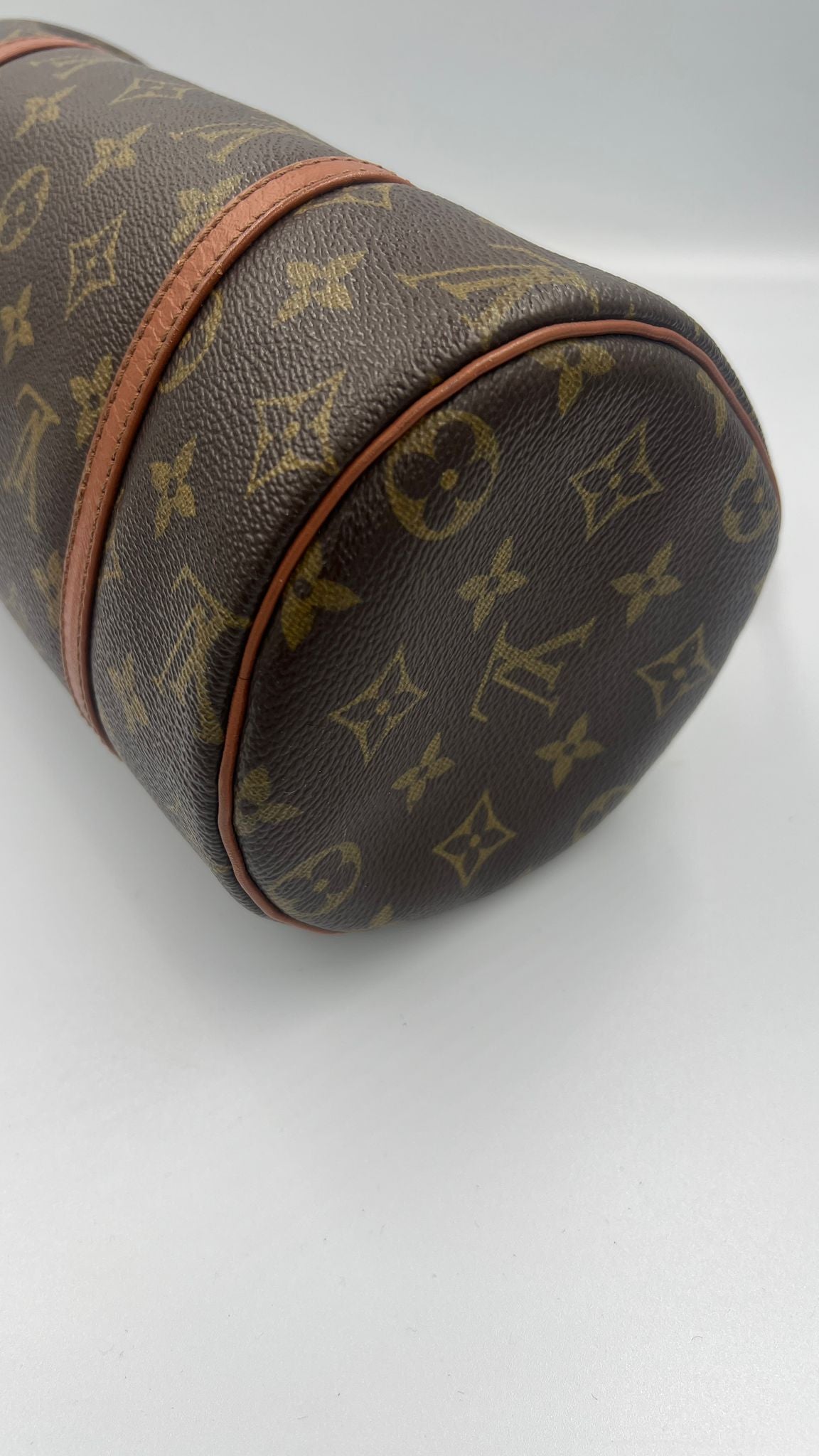 Louis Vuitton Monogram Papillon 26